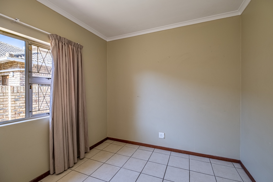 3 Bedroom Property for Sale in Summerstrand Eastern Cape